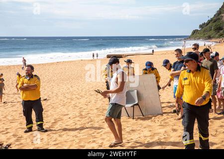 Australien Day Frühstück im Newport Beach Reserve an Sydneys nördlichen Stränden versammeln sich australier an diesem öffentlichen Feiertag, um den offiziellen Nationalfeiertag Australiens zu feiern. Am 26. Januar 1788 wurde die erste Flotte gelandet und Arthur Phillip die britische Union Flag in Sydney Cove in New South Wales anhebt. 26. Januar 2024 Sydney Australia, Credit Martin Berry@alamy Live News. Stockfoto