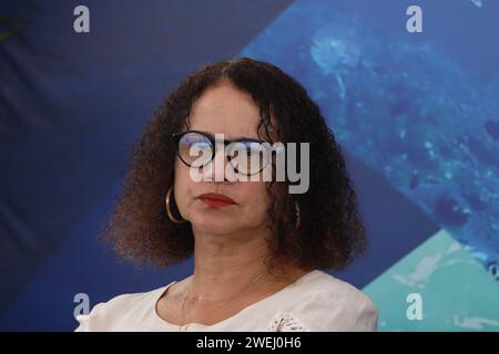 Rio De Janeiro, Brasilien. Januar 2024. Luciana Santos, Ministerin für Wissenschaft, Technologie und Innovation, anlässlich des Auftakts der Initiative BNDES Azul auf dem hydrozeanographischen Forschungsschiff Vital de Oliveira H-39, das Mauá am Mittwoch, den 24. Quelle: Brazil Photo Press/Alamy Live News Stockfoto