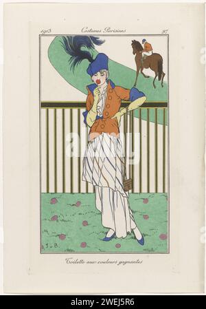 Journal of Ladies and Fashion: Die Fashion Illustrators, 1913 Frau in einem Pferderennkurs, laut der Überschrift in einer „Toilette“ in den Gewinnerfarben gekleidet. Um den Arm eine Tasche für Ferngläser. Im Hintergrund ein Jockey in einer Fahrtrichtung in den gleichen Farben. Druck aus dem Modemagazin Journal des Dames et des Modes (1912-1914). Papiergravur von Modetafeln. Blumen. Kopfbedeckung: Hut (+ Damenbekleidung). Rock (+ Damenkleidung). Tasche (HANDTASCHE) (+ Damenkleidung). Kleidung für den oberen Teil des Körpers (+ Damenkleidung). Jockey. Geruch, Geruch (einer der fünf Sinne) - Stockfoto