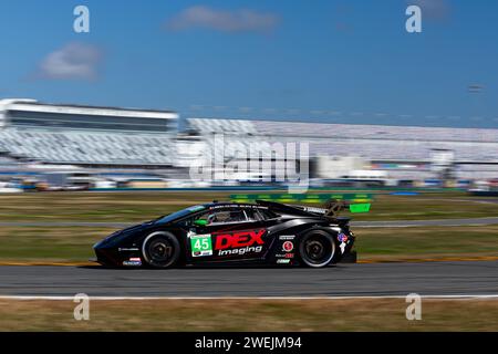 Daytona Beach, Etats Unis. Januar 2024. Während der Rolex 24 in Daytona, 1. Runde der IMSA WeatherTech Sportscar Championship 2024, vom 23. Bis 28. Januar 2024 auf dem Daytona International Speedway in Daytona Beach, Florida, USA - Foto Javier Jimenez/DPPI Credit: DPPI Media/Alamy Live News Stockfoto