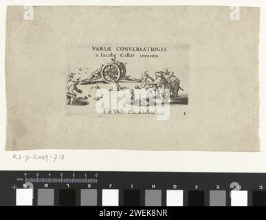 Boules-Spiel, 1645 - 1706 Titelseite für eine Reihe niederländischer Drucke an Callot drucken. Im Vordergrund stehen Figuren, die Jeu de Boules mit Kanonenkugeln spielen. Zwei sitzende Kinder beobachten. Hinten eine waagerechte Figur auf einem Holzwagen mit einem Hahn auf dem Rad. Außerdem der Titel „Variae Conversationes“. Unten rechts: Miniaturbild der Papierätzung Nr. 1. „Rasenbowling“ Stockfoto