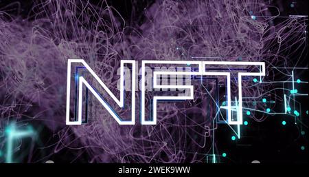 Bild des nft-Textes über Trails auf schwarzem Hintergrund Stockfoto