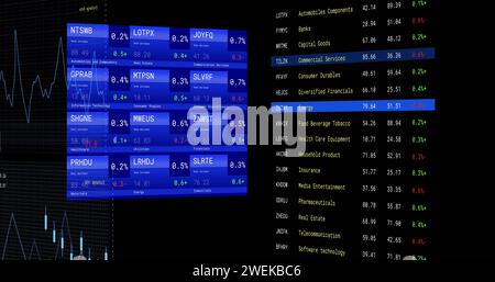 Bild der Verarbeitung von Finanzdaten mit Bildschirmen über schwarzem Hintergrund Stockfoto