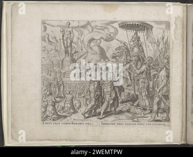 Nebukadnessar beschuldigt Sadrach, Mesach en Abednego, 1565 Print zwei Männer berichten dem König Nebukadnessar, dass Sadrach, Mesach und Abednego sich nicht vor der goldenen Statue verbeugen wollen, die der König errichtet hatte. Links die goldene Statue und eine Menschenmenge, die das Bild verehrt. Sadrach, Mesach und Abednego bleiben erhalten. In den Hintergrund ein brennender Ofen, in den jeder, der sich weigert, das Bild anzubeten, geworfen wird. Unter der Aufführung ein erläuternder Text in lateinischer Sprache. Dieser Ausdruck ist Teil eines Albums. Papier mit der Widmung der goldenen Statue: In Gegenwart von König Nebukadnezar, Trompeten Stockfoto