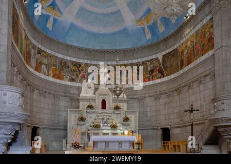 Innenansicht, Altar, Santuario de Canta Luzia, Montanha de Santa Luzia, Viana do Castelo, Portugal Stockfoto