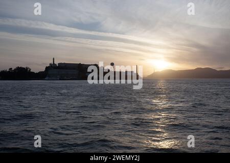 Das United States Penitentiary, Alcatraz Island, auch bekannt als Alcatraz oder The Rock, war ein Hochsicherheitsgefängnis auf Alcatraz Island. Stockfoto