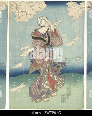 Stürmischer Tag auf dem Sumida River, 1844 gedruckte Frau mit weißem blauem Kopftuch, stehend auf einem Flussufer zwischen blähenden Blättern Papier und fallenden Blütenblättern; drei Enten im Hintergrund. Papierfarbe Holzschnitt Erwachsene Frau. Wind Stockfoto
