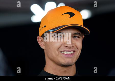 Aktenfoto vom 26.08.2023 von Lando Norris, der einen neuen „Mehrjahresvertrag“ mit McLaren unterzeichnet hat, hat das Team bekanntgegeben. Ausgabedatum: Freitag, 26. Januar 2024. Stockfoto