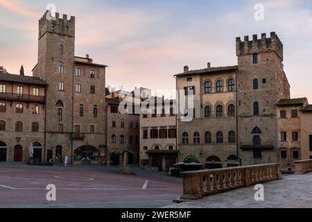 Piazza Grande in Arezzo, Toskana, Italien Stockfoto