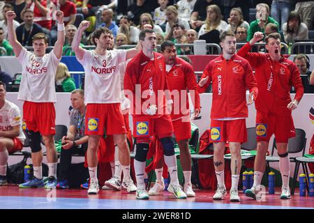 Zagreb, Kroatien. Januar 2024. Spieler von Dänemark reagieren beim zweiten Halbfinalspiel der EHF Euro 2024 der Männer in der Lanxess Arena am 26. Januar 2024 in Köln. Foto: Sanjin Strukic/PIXSELL Credit: Pixsell/Alamy Live News Stockfoto