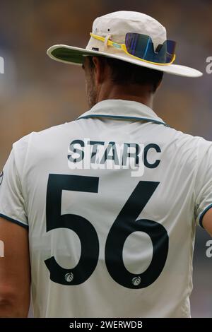 Brisbane, Australien. Januar 2024. Mitchell Starc (56 Australien) während des NRMA Insurance Test Matches zwischen Australien und West Indies in der Gabba. Stockfoto