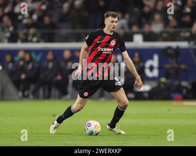 Frankfurt Am Main, Deutschland. Januar 2024. 26.01.2024, Fussball-Bundesliga, Eintracht Frankfurt - 1. FSV Mainz 05, emonline, emspor, v.l., Sasa Kalajdzic (Eintracht Frankfurt) DFL/DFB-VORSCHRIFTEN VERBIETEN DIE VERWENDUNG VON FOTOGRAFIEN ALS BILDSEQUENZEN UND/ODER QUASI-VIDEO. Xdcx Credit: dpa/Alamy Live News Stockfoto