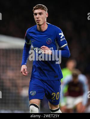 Chelsea's Cole Palmer im Einsatz während des Spiels der 4. Runde des Chelsea FC gegen Aston Villa FC Emirates FA Cup in Stamford Bridge, London, England, Großbritannien am 26. Januar 2024 Credit: Every Second Media/Alamy Live News Stockfoto