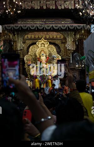 Lalbaughcharaja Idol von Ganapati während Ganesh Chaturthi Stockfoto