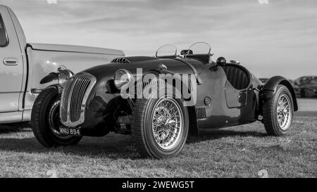 1948 Frazer Nash Le Mans Replica, ausgestellt im Bicester Heritage Scramble am 8. Oktober 2023. Stockfoto