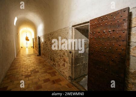 SAINTE - MARGUERITE ISLAND GEFÄNGNISZELLE IN FORT ROYAL Stockfoto