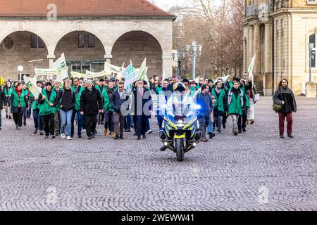 Streik der triebfahrzeugführergewerkschaft GDL. Streik-Demonstration durch das Stadtzentrum. Claus Weselsky, Bundesvorsitzender der GDL, führt den Protest an Stockfoto