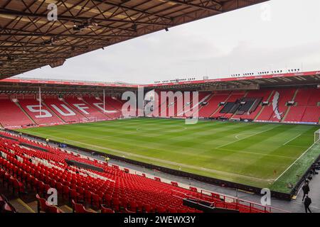 Sheffield, Großbritannien. Januar 2024. Allgemeine Ansicht im Inneren des Stadions während des Spiels der 4. Runde des Sheffield United FC gegen Brighton & Hove Albion FC Emirates FA Cup in der Bramall Lane, Sheffield, England, Großbritannien am 27. Januar 2024 Credit: Every Second Media/Alamy Live News Stockfoto