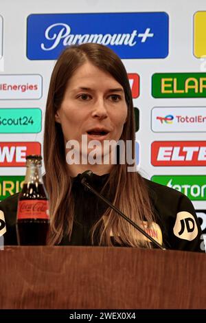 Berlin, Deutschland. Januar 2024. Fußball: Bundesliga, Assistenztrainer Marie-Louise ETA 1. Der FC Union Berlin spricht auf der Pressekonferenz vor dem Spiel gegen Darmstadt 98. Quelle: Matthias Koch/dpa/Alamy Live News Stockfoto