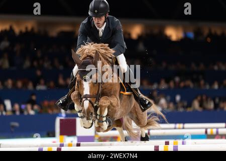 Amsterdam, Niederlande - 26. Januar 2024. Harrie Smolders aus den Niederlanden tritt in der CSI5* 1,50 m-Klasse im Springen Amsterdam an. Mark Spowart/Alamy Stockfoto