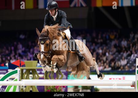 Amsterdam, Niederlande - 26. Januar 2024. Harrie Smolders aus den Niederlanden tritt in der CSI5* 1,50 m-Klasse im Springen Amsterdam an. Mark Spowart/Alamy Stockfoto