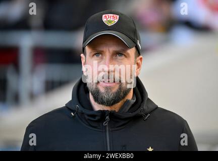 Stuttgart, Deutschland. Januar 2024. vor Spielbeginn: Trainer Sebastian Hoeness VfB Stuttgart VfB Stuttgart VfB Stuttgart vs RasenBallsport Leipzig RBL 27.01.2024 DFL-VORSCHRIFTEN VERBIETEN JEDE VERWENDUNG VON FOTOGRAFIEN ALS BILDSEQUENZEN UND/ODER QUASI-VIDEO/dpa/Alamy Live News Stockfoto