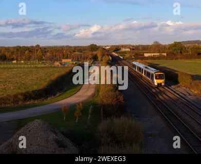 Chiltern Railways Class 168 Clubman Train 168109 vorbei an Charlton-on-Otmoor auf dem Bicester Link Teil der Varsity-Eisenbahnstrecke Stockfoto