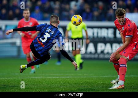 Bergamo, Italien. Januar 2024. Foto Spada/LaPresse 27 gennaio 2024 - Bergamo, Italia - Sport, calcio - Atalanta vs Udinese - Campionato italiano di calcio Serie A TIM 2023/2024 - Stadio Gewiss. Nella Foto: holm 27. Januar 2024 Bergamo, Italien - Sport, calcio - Atalanta vs Udinese - Serie A Fußball-Meisterschaft 2023/2024 - Gewiss-Stadion. Auf dem Bild: holm Credit: LaPresse/Alamy Live News Stockfoto