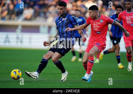 Bergamo, Italien. Januar 2024. Foto Spada/LaPresse 27 gennaio 2024 - Bergamo, Italia - Sport, calcio - Atalanta vs Udinese - Campionato italiano di calcio Serie A TIM 2023/2024 - Stadio Gewiss. Nella Foto: Gianluca Scamacca (Atalanta BC);27. Januar 2024 Bergamo, Italien - Sport, calcio - Atalanta vs Udinese - Serie A Fußball-Meisterschaft 2023/2024 - Gewiss-Stadion. Auf dem Bild: Gianluca Scamacca (Atalanta BC); Credit: LaPresse/Alamy Live News Stockfoto