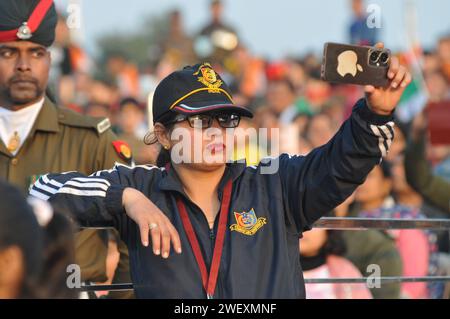 Neu-Delhi, Delhi, Indien. Januar 2024. PREMIERMINISTER NARENDRA MODI BEI DER NCC-KUNDGEBUNG. Während der NCC Rallye in Neu-Delhi am Samstag Foto/Ravi Batra (Credit Image: © Ravi Batra/ZUMA Press Wire) NUR REDAKTIONELLE VERWENDUNG! Nicht für kommerzielle ZWECKE! Quelle: ZUMA Press, Inc./Alamy Live News Stockfoto