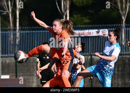 Cercola, Italien. Januar 2024. Henrietta Csiszar vom FC Internazionale Women in Aktion während des Spiels Der Women's Series A zwischen Napoli Women und FC Internazionale Women im Stadio Giuseppe Piccolo am 27. Januar 2024 in Cercola (NA), Italien. Quelle: Nicola Ianuale/Alamy Live News Stockfoto