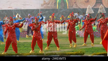 Neu-Delhi, Delhi, Indien. Januar 2024. PREMIERMINISTER NARENDRA MODI bei PM NCC RALLY.NCC Cadet tritt während der NCC Rally in Neu-Delhi am Samstag auf Foto/Ravi Batra (Credit Image: © Ravi Batra/ZUMA Press Wire) NUR REDAKTIONELLE VERWENDUNG! Nicht für kommerzielle ZWECKE! Quelle: ZUMA Press, Inc./Alamy Live News Stockfoto