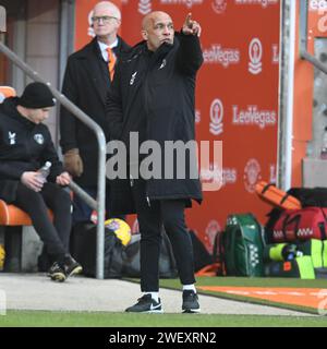 Blackpool, England. Januar 2024. Charlton Athletic Interim Head Coach Curtis Fleming während des Sky Bet EFL League One Spiels zwischen Blackpool FC und Charlton Athletic. Kyle Andrews/Alamy Live News Stockfoto