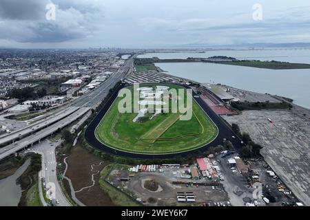 Eine allgemeine Gesamtansicht der Pferderennbahn Golden Gate Fields, Sonntag, 31. Dezember 2023, in Berkeley, Kalif. Stockfoto