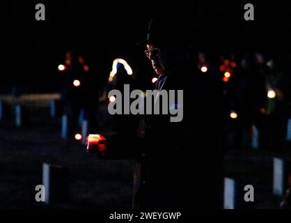 Terezin, Tschechische Republik. Januar 2024. Lichterparade, Gedenkveranstaltung anlässlich des Internationalen Holocaust-Gedenktages in Terezin, Tschechische Republik, 27. Januar 2024. Quelle: Ondrej Hajek/CTK Photo/Alamy Live News Stockfoto