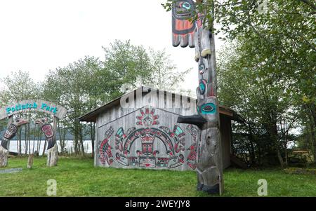 Potlatch, Park, Alaska Totempfahl Stockfoto