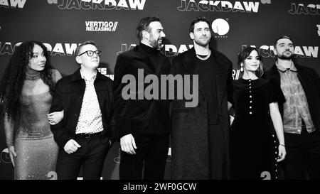 Rochelle Goldie, Thomas Turgoose, Jamie Childs, Oliver Jackson-Cohen, Jenna Coleman und Allan Mustafa bei der Premiere von „Jackdaw“. Stockfoto