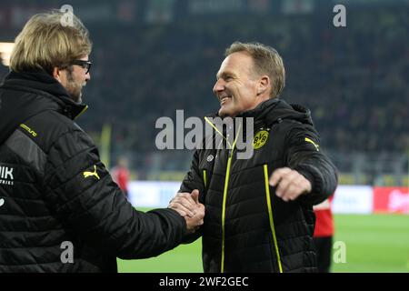 Hans Joachim Watzke Borussia Dortmund mit Trainer JŸrgen Jürgen Klopp Borussia Dortmund 1 Bundesliga Fussball Borussia Dortmund BVB - FC Bayern MŸnchen 0:3 Saison 2013/ 2014 © diebilderwelt / Alamy Stock Stockfoto