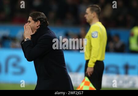 Leverkusen, Deutschland. Januar 2000. Gerardo Seoane, Cheftrainer von Borussia Mönchengladbach, reagiert beim Bundesliga-Spiel zwischen Leverkusen und Borussia Mönchengladbach im BayArena Stadion. Endergebnis: Bayer 04 Leverkusen 0:0 FC Borussia Mönchengladbach. (Foto: Osama Faisal/SOPA Images/SIPA USA) Credit: SIPA USA/Alamy Live News Stockfoto