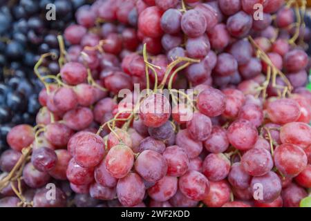 Trauben, Wochenmarkt, Markttag, Simone sul Garda, Gardasee, Gardasee, Provinz Brescia, Lombardei, Italien Stockfoto