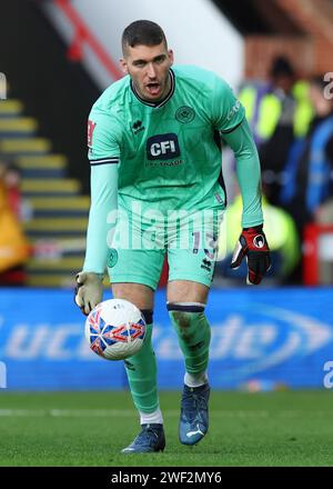 Sheffield, Großbritannien. Januar 2024. Ivo Grbic von Sheffield United während des FA Cup Spiels in der Bramall Lane, Sheffield. Der Bildnachweis sollte lauten: Simon Bellis/Sportimage Credit: Sportimage Ltd/Alamy Live News Stockfoto