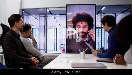 Online-Videokonferenz Social Distancing Webinar Business Meeting Stockfoto