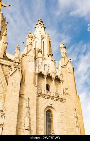 Tempel des Heiligen Herzens Jesu. Tempel Expiatori del Sagrat Cor. Römisch-katholische Kirche auf dem Gipfel des Tibidabo, Barcelona, Katalonien Stockfoto