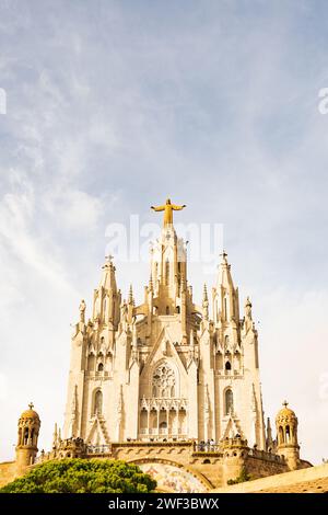 Tempel des Heiligen Herzens Jesu. Tempel Expiatori del Sagrat Cor. Römisch-katholische Kirche auf dem Gipfel des Tibidabo, Barcelona, Katalonien Stockfoto