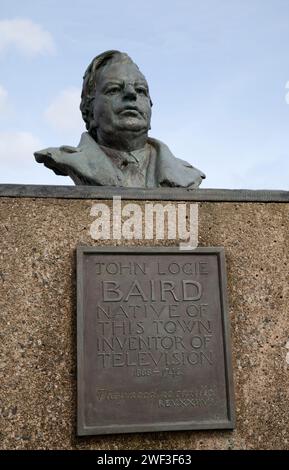 Büste von John Logie Baird, Erfinder des Fernsehens an der Küste von Helensburgh, seinem Geburtsort Schottland Stockfoto