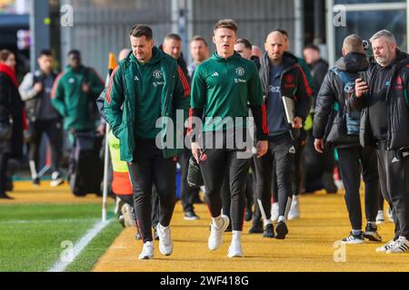 Newport, Großbritannien. Januar 2024. Manchester United Mittelfeldspieler Scott McTominay (39) kommt am 28. Januar 2024 während des Spiels in der 4. Runde des Newport County AFC gegen Manchester United FC Emirates FA Cup in Rodney Parade, Newport, Wales, Vereinigtes Königreich Credit: Every Second Media/Alamy Live News Stockfoto