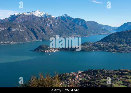 Herrlicher Blick auf Bellagio am Comer See vom Monte Crocione, Italien Stockfoto