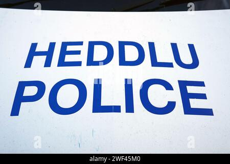 Eine allgemeine Ansicht eines Gwent Police Logos vor dem Spiel der vierten Runde des Emirates FA Cup in Rodney Parade, Newport. Bilddatum: Sonntag, 28. Januar 2024. Stockfoto