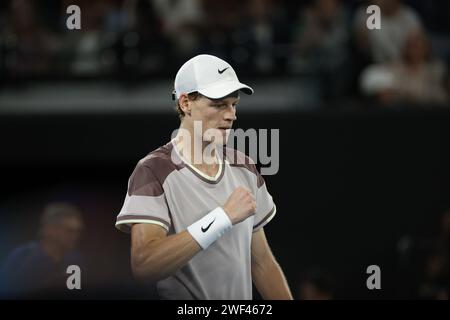 Melbourne, Australien. Januar 2024. Jannik Sinner (ITA) reagierte während ihres letzten Spiels gegen Daniil Medwedev Credit: Independent Photo Agency/Alamy Live News Stockfoto