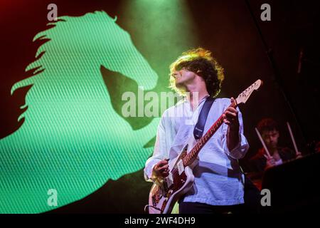 Cartagena, Spanien. Juli 2023. Die spanische Rockband Arde Bogota trat während ihres Auftritts beim La Mar de Musicas Festival in Cartagena auf. © ABEL Stockfoto
